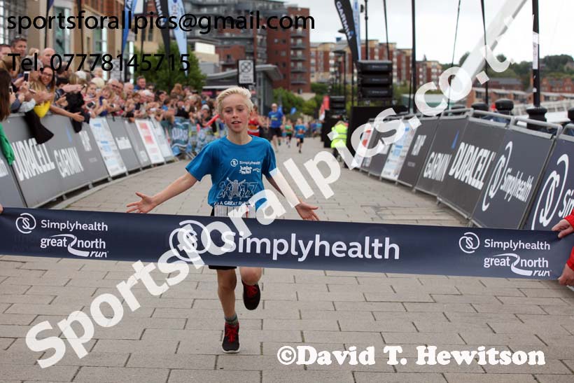 Simplyhealth Mini Great North Run. Photo: David T. Hewitson/Sports for All Pics